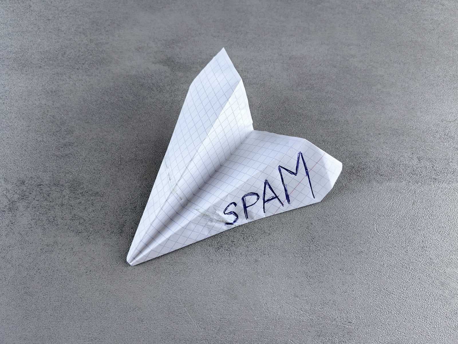 Desuscríbete de todo el SPAM y las listas de correo de forma fácil y con solo un click